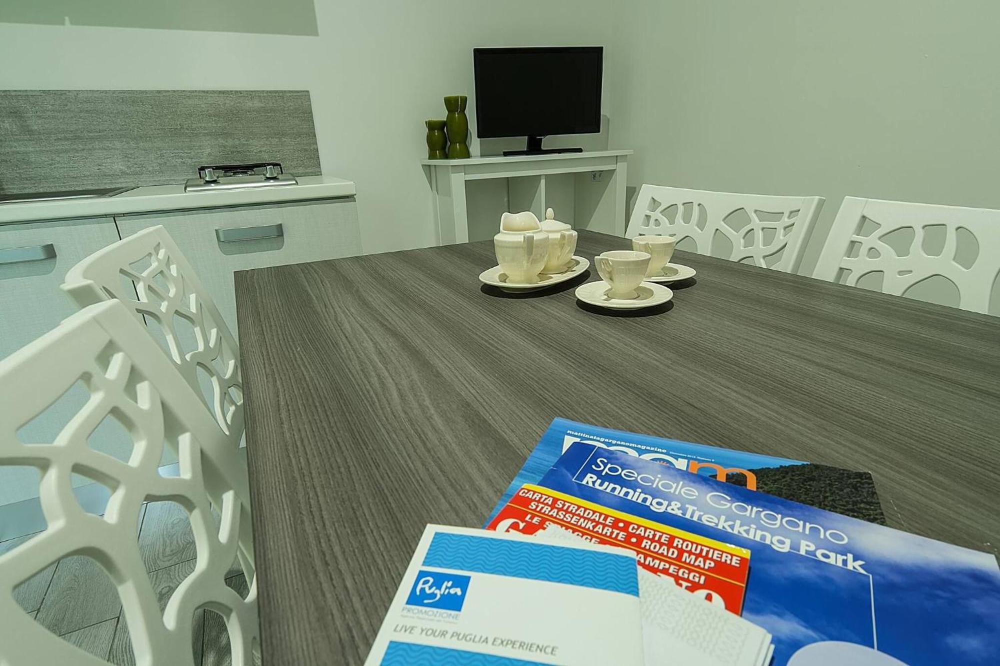 Saracena Holiday Home Featured With Private Beach And Swimming Pool Mattinata Dış mekan fotoğraf