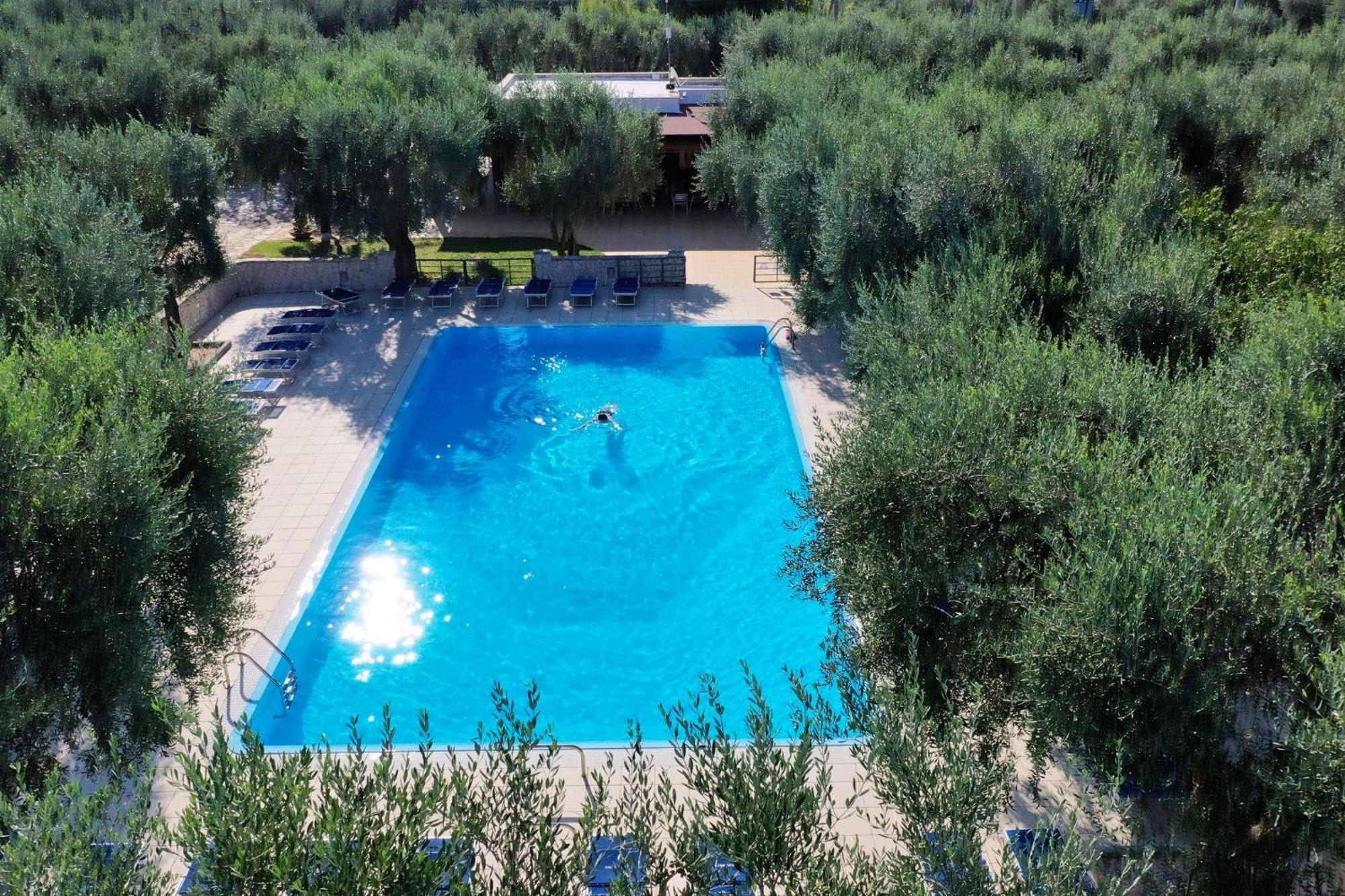Saracena Holiday Home Featured With Private Beach And Swimming Pool Mattinata Dış mekan fotoğraf