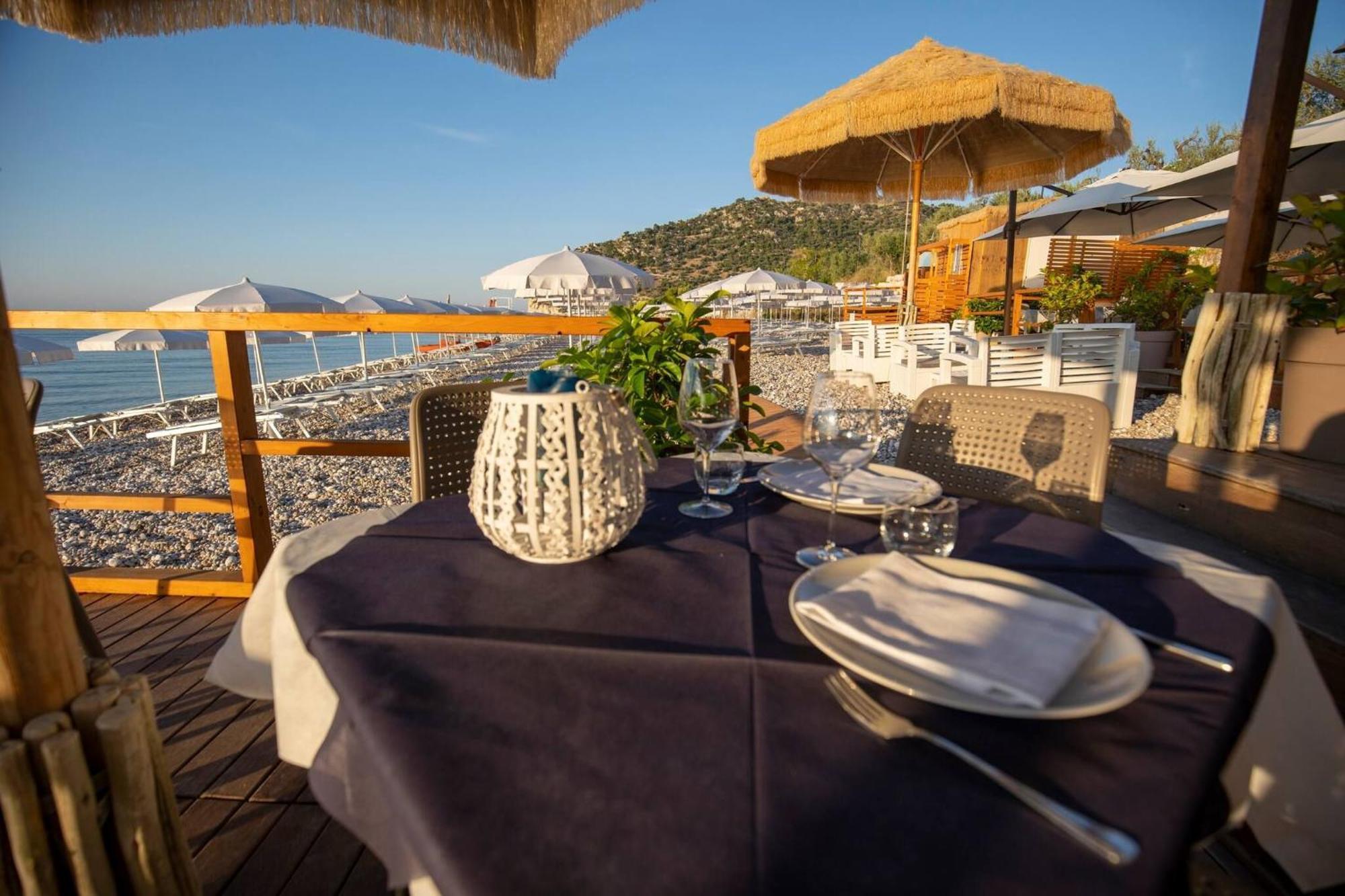 Saracena Holiday Home Featured With Private Beach And Swimming Pool Mattinata Dış mekan fotoğraf