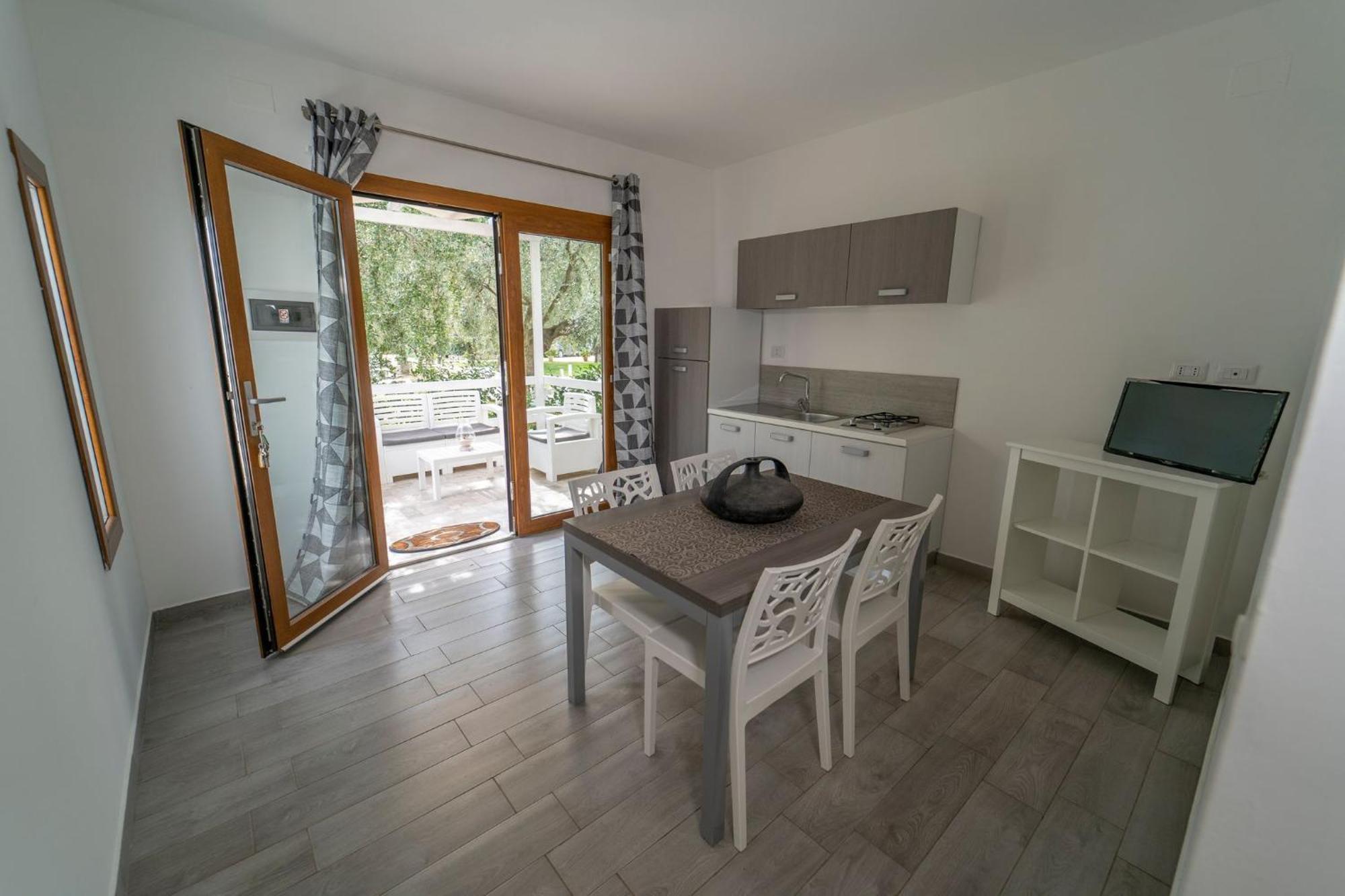 Saracena Holiday Home Featured With Private Beach And Swimming Pool Mattinata Dış mekan fotoğraf