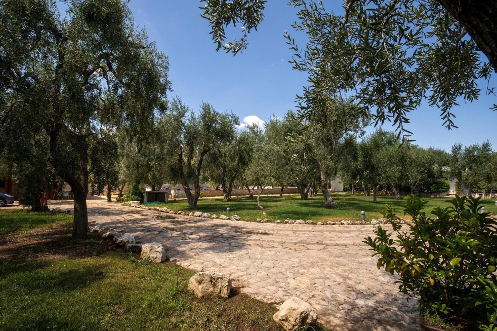 Saracena Holiday Home Featured With Private Beach And Swimming Pool Mattinata Dış mekan fotoğraf